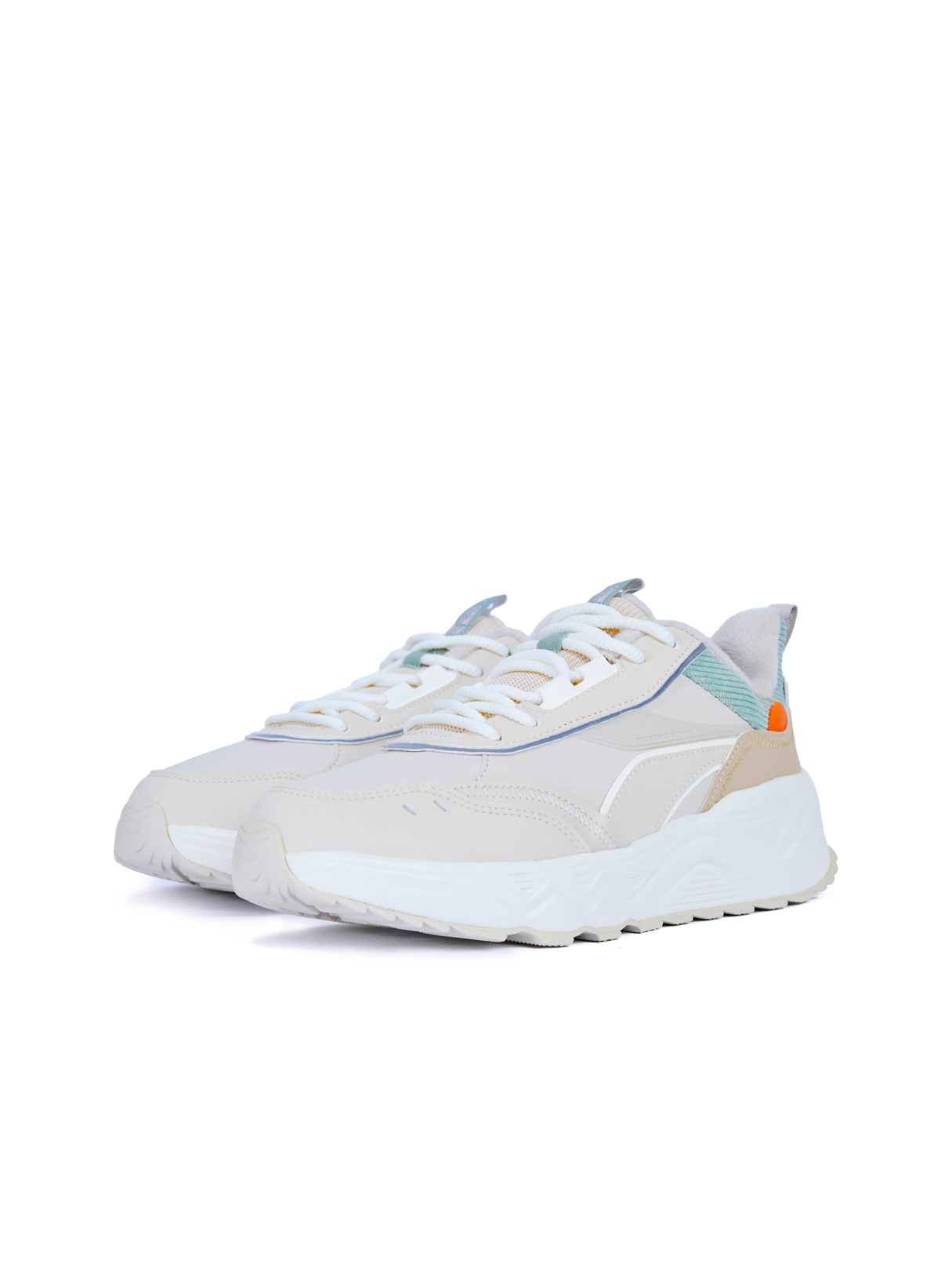 Retro Culture Sneaker